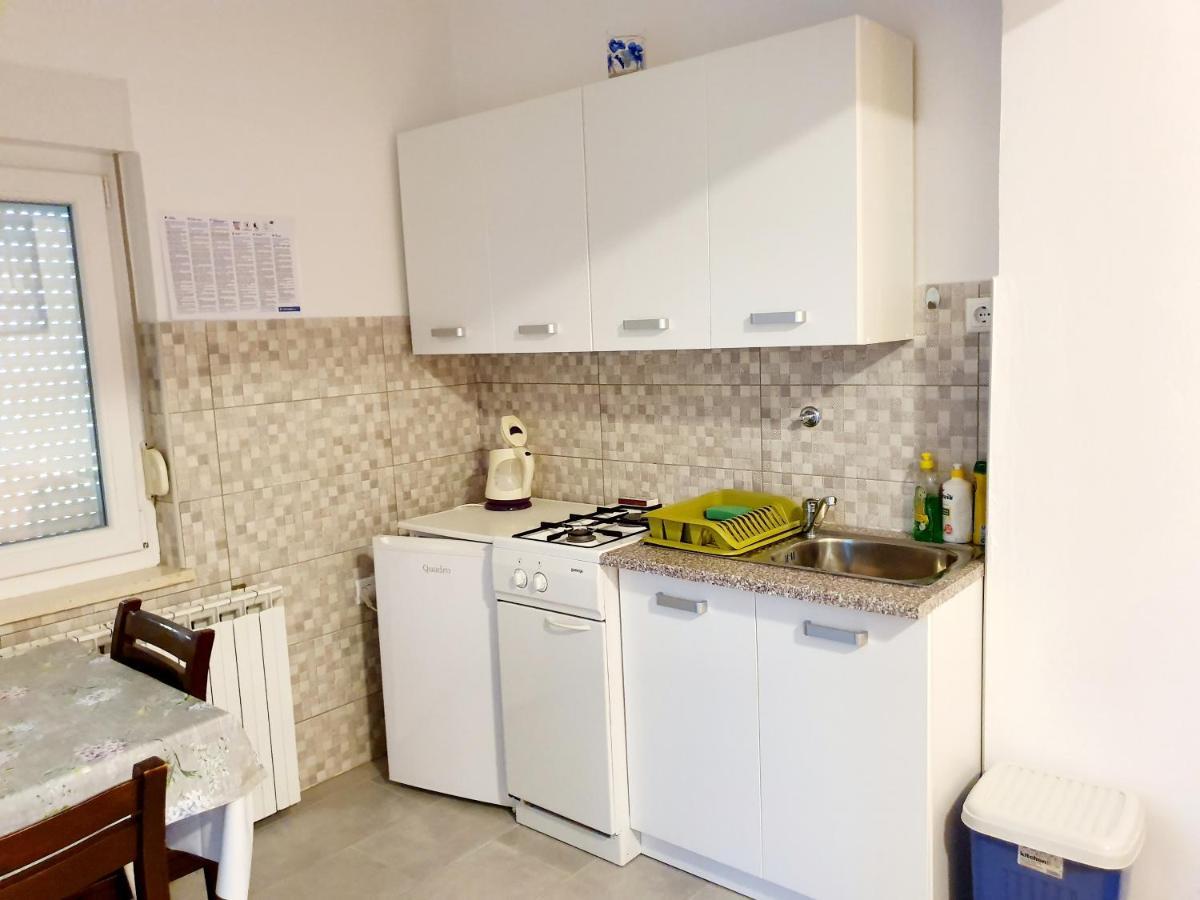 Apartmán Apartamani Katarina Vl.Ilija Jusup Starigrad Paklenica Exteriér fotografie