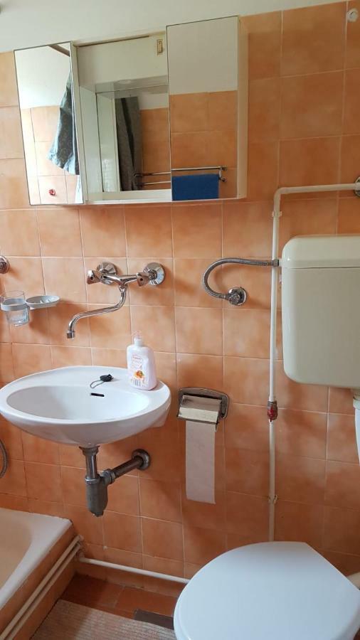 Apartmán Apartamani Katarina Vl.Ilija Jusup Starigrad Paklenica Exteriér fotografie